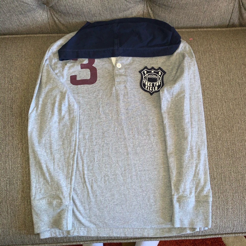 🔹(2/$10) TCP Gray and blue hooded sweatshirt